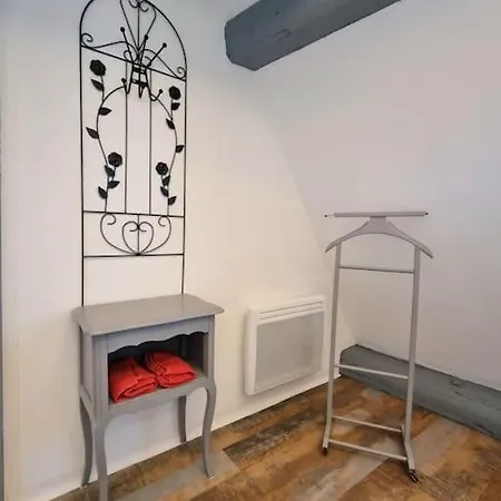 Duplex De L'arbre De La Liberte